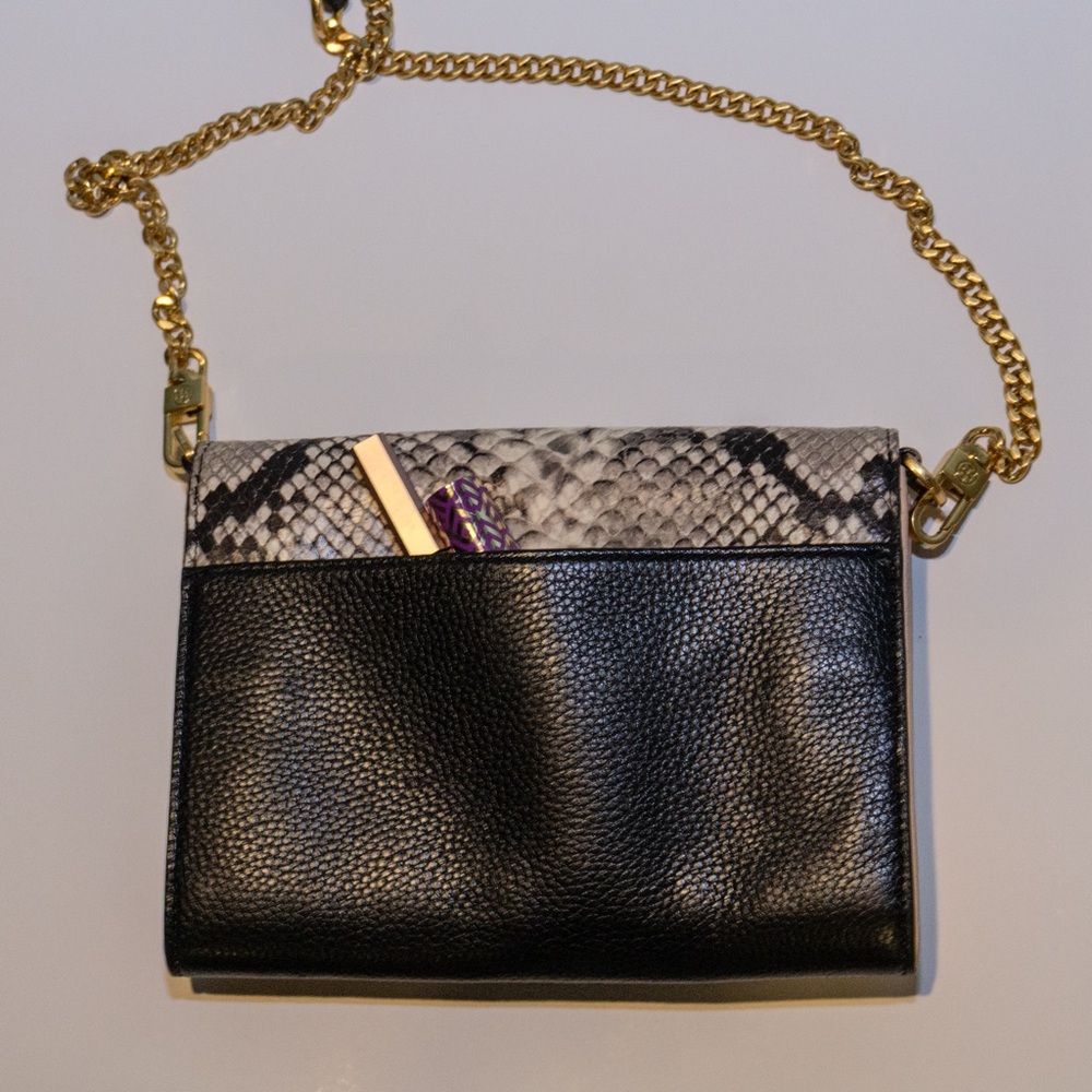Tory Burch Python Print Crossbody Bag with Gold Chain - Picture 4 of 6